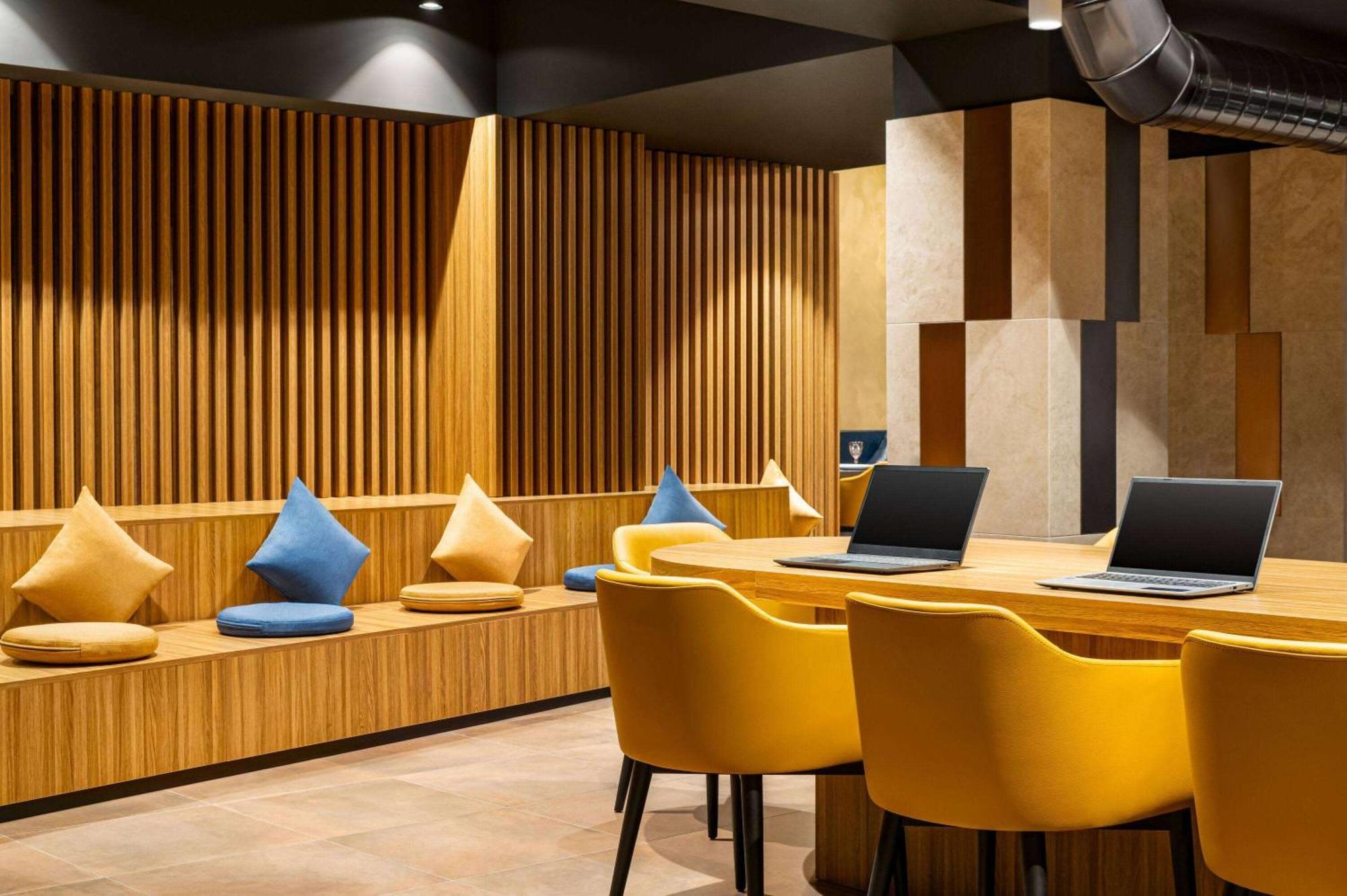 Ramada Encore By Wyndham Tasken Kültér fotó